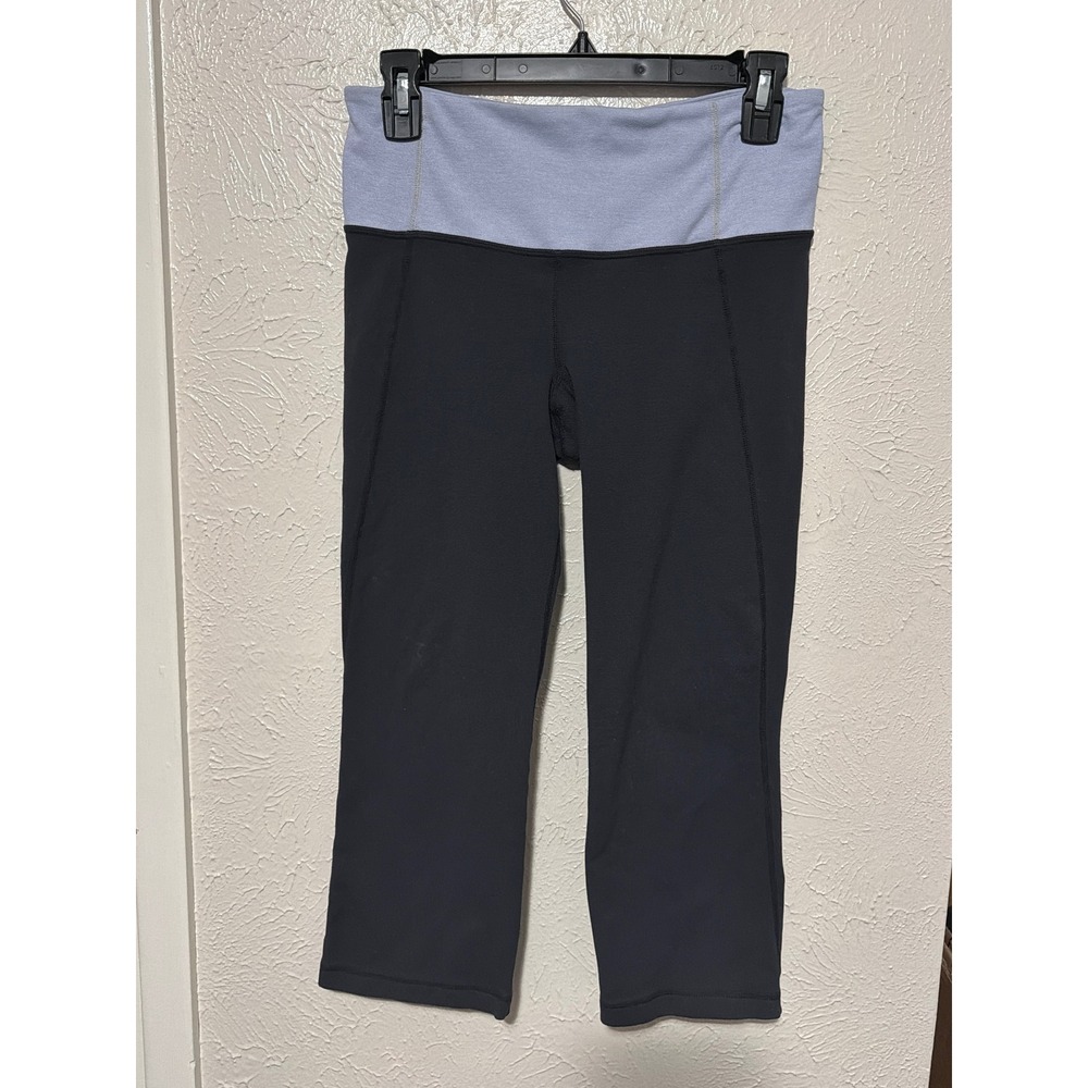Lululemon Groove Crop Leggings Black Purple Waistband Size 6 Yoga Pants Vents